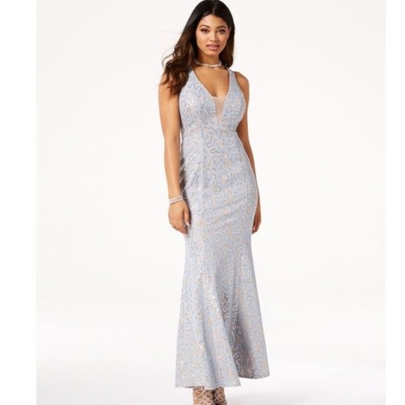 NWT Jump Juniors' Sequined Lace Open-Back Gown - Picture 1 of 8